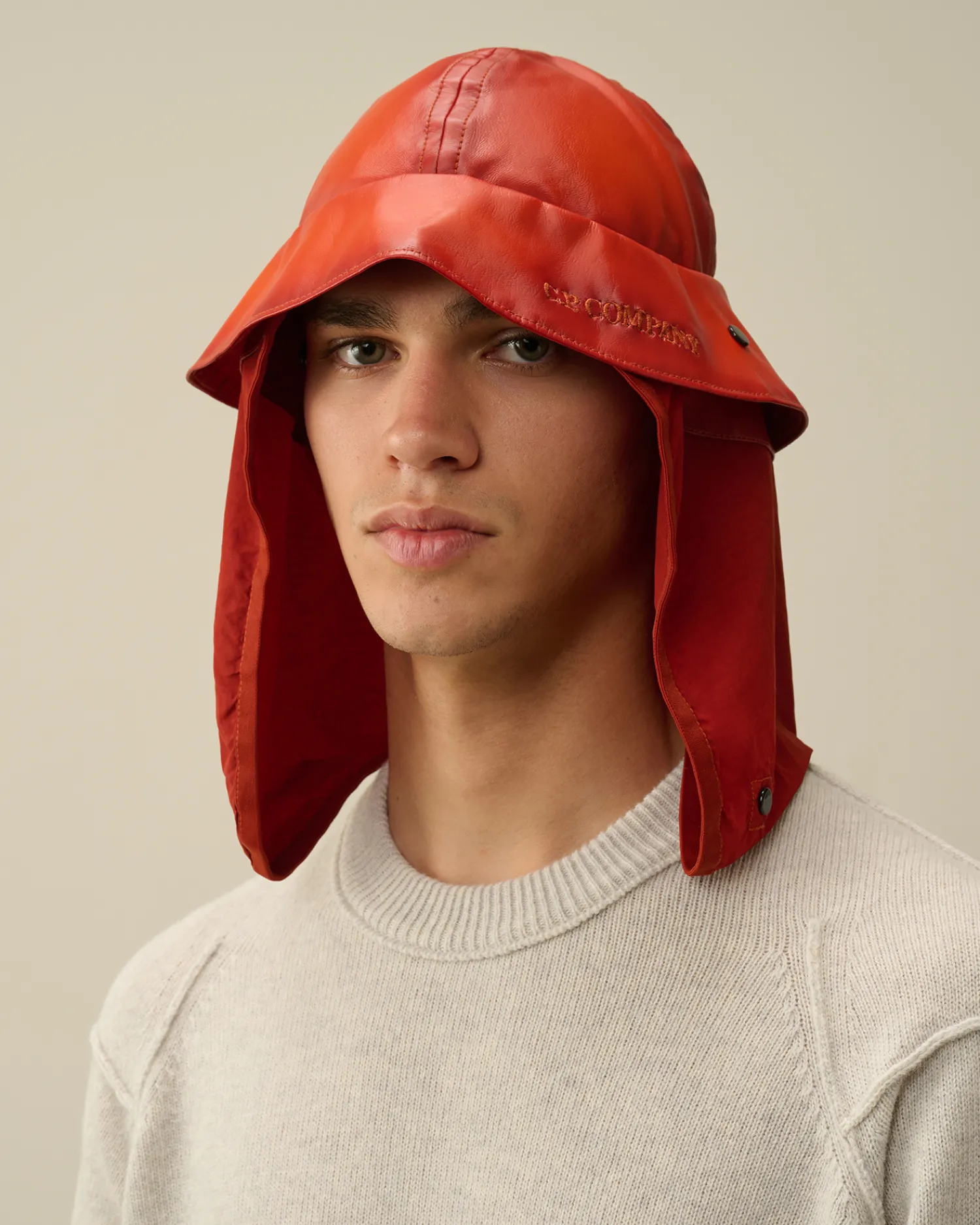 C.P. Company Cappelli>Bi-Film Neck Flap Bucket Hat Bombay Brown