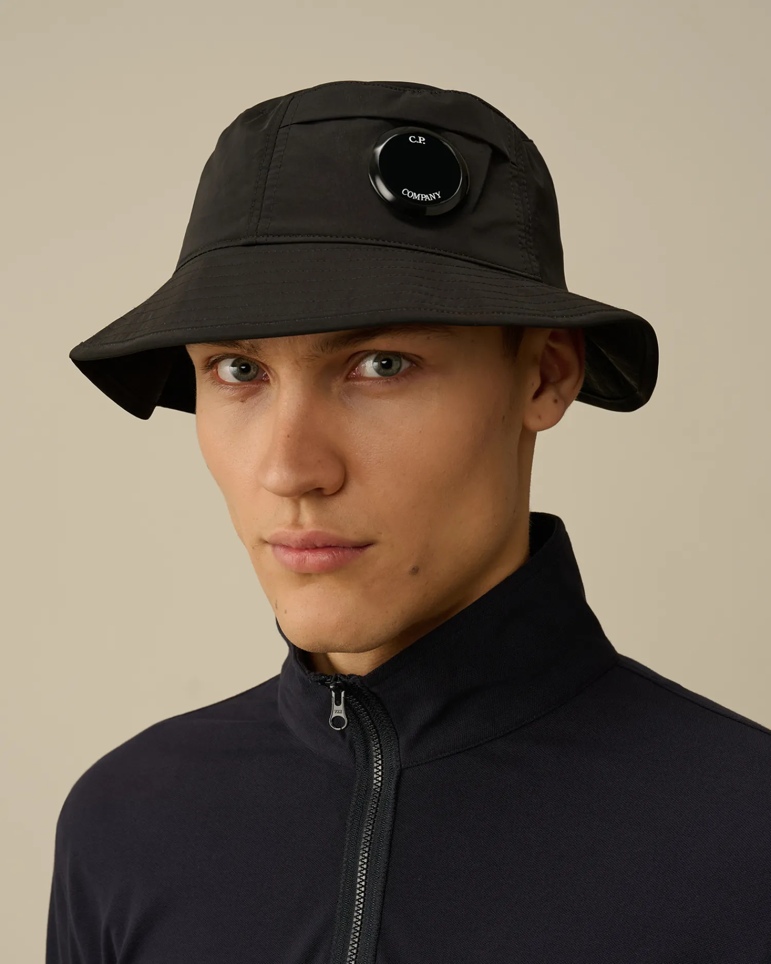 C.P. Company Cappelli>Chrome-R Bucket Hat Black