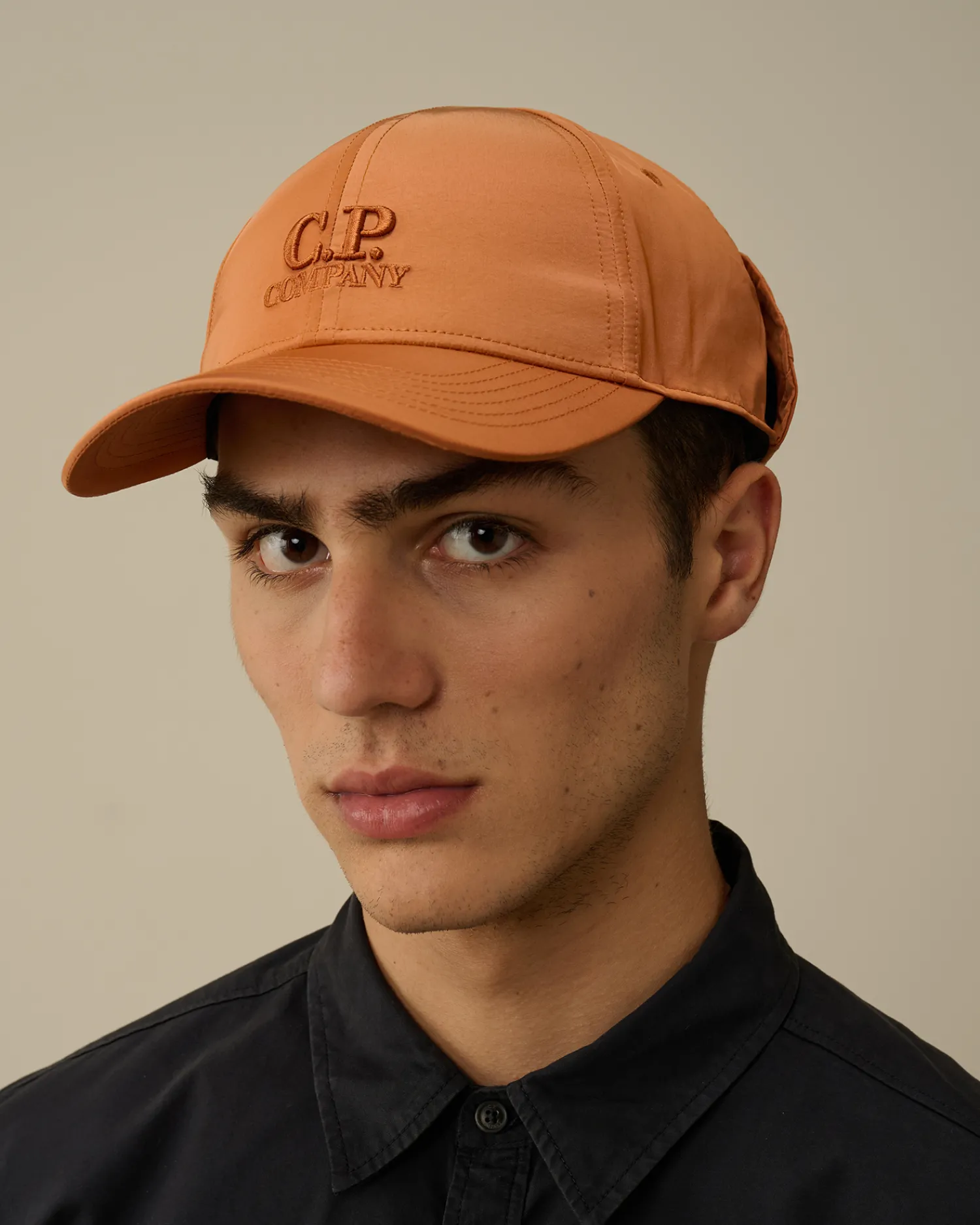 C.P. Company Cappelli>Chrome-R Goggle Cap Bombay Brown