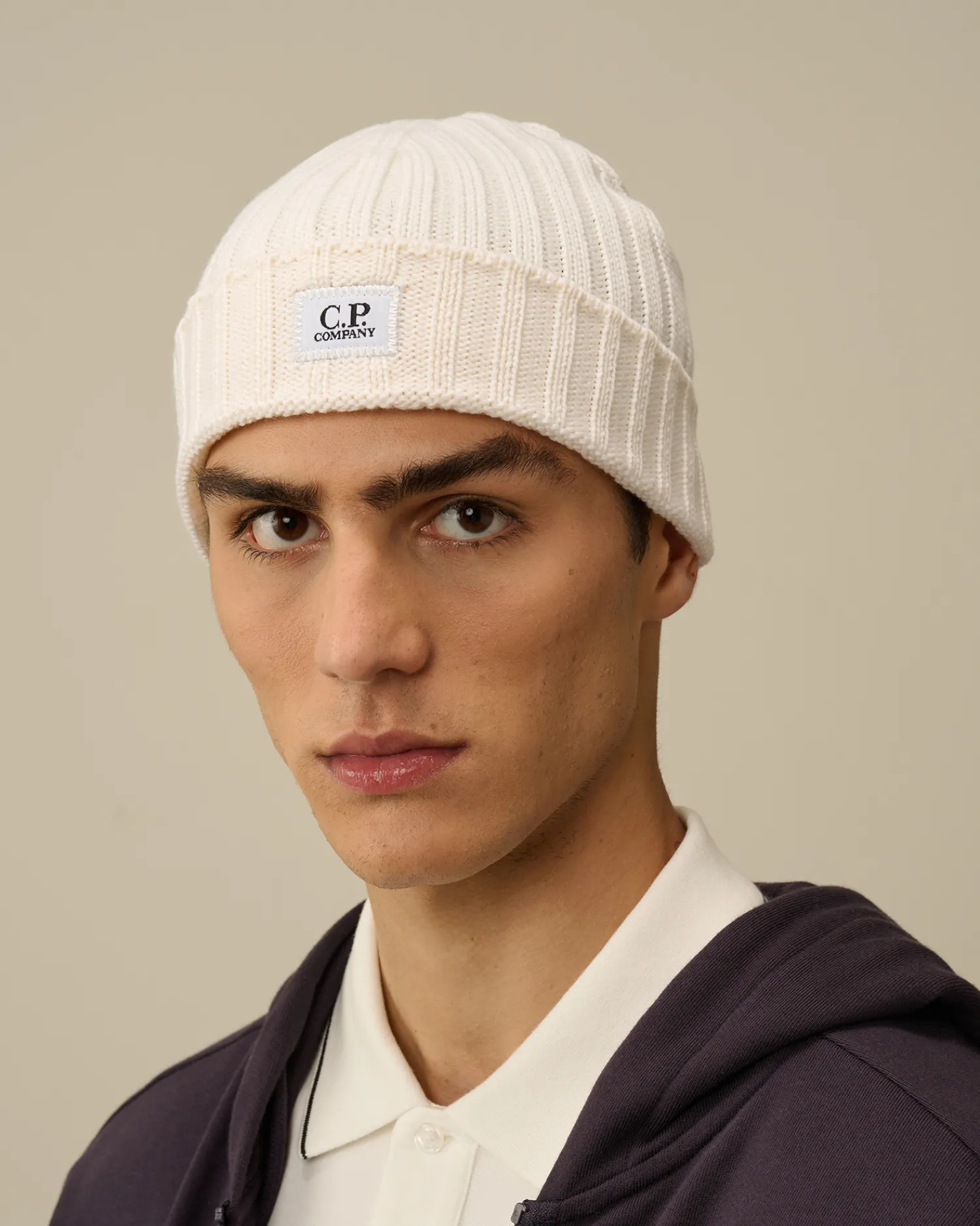 C.P. Company Cappelli>Extra Fine Merino Wool Logo Beanie Gauze White