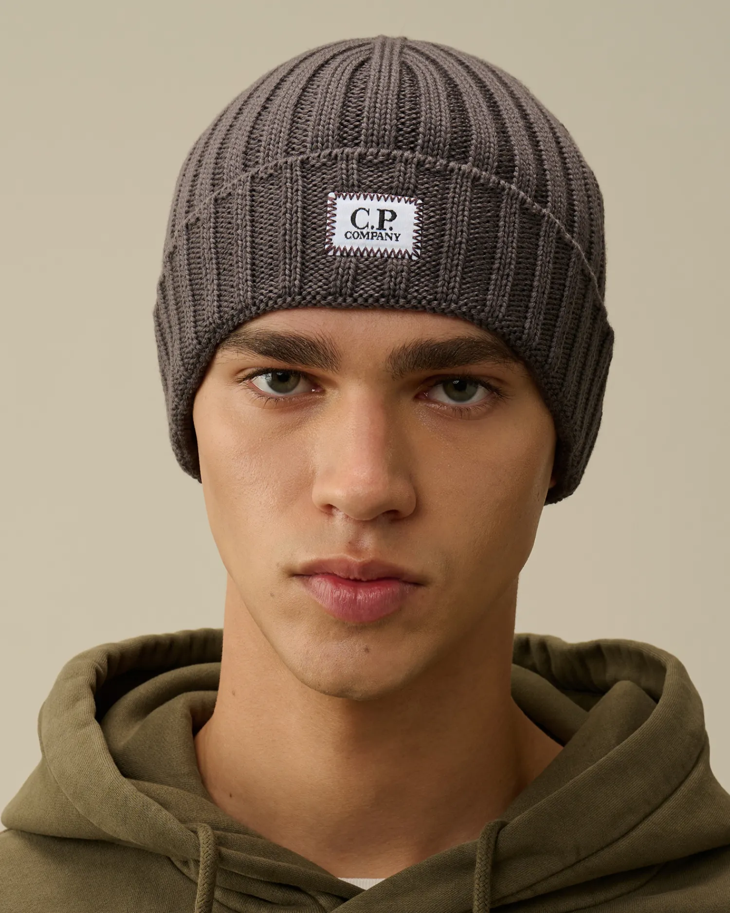 C.P. Company Cappelli>Extra Fine Merino Wool Logo Beanie Boulevard – Violet