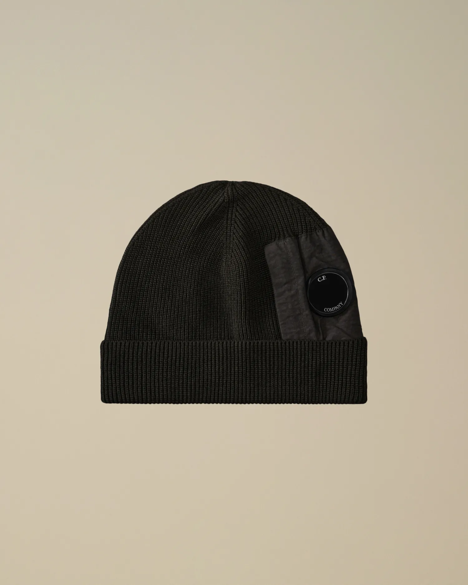 C.P. Company Cappelli>Extrafine Merino Wool Lens Beanie Black