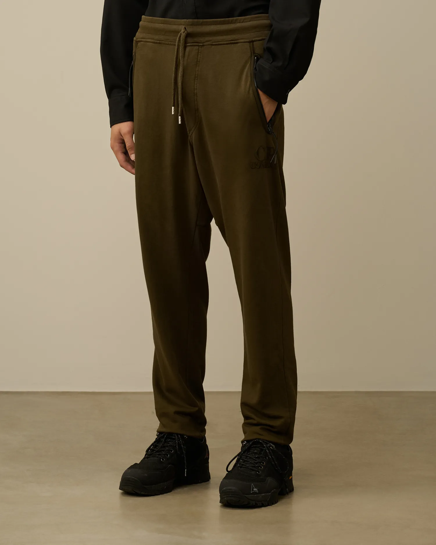 C.P. Company Tute & Shorts>Light Fleece Embroidery Sweatpants Ivy Green