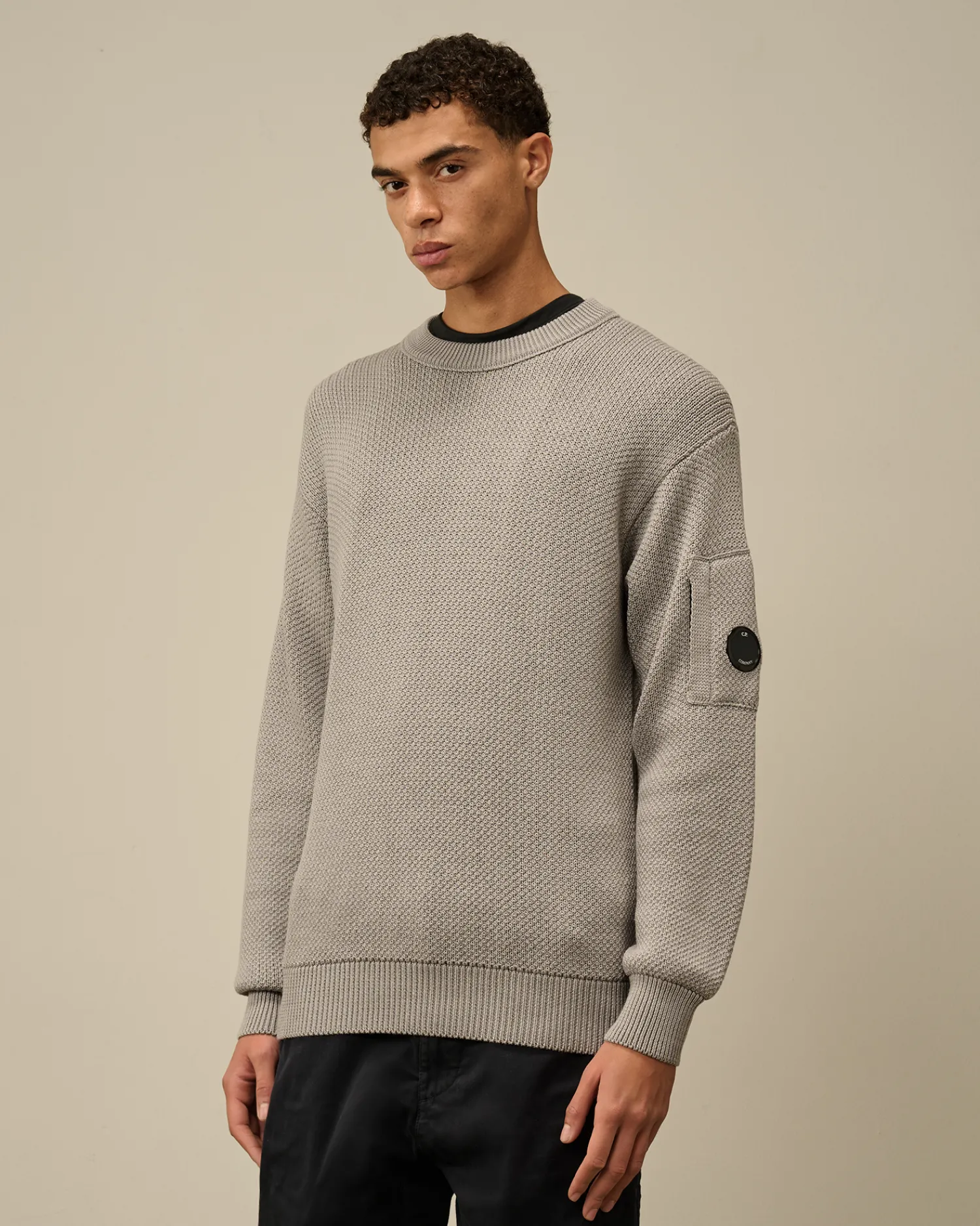 C.P. Company Maglieria>Re-Wool Lens Crewneck Knit Moon Melange – Grey